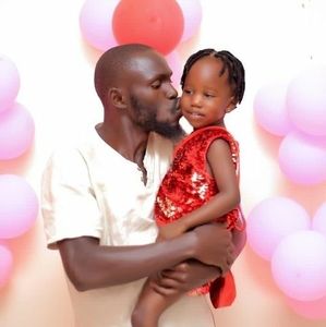 Meet your Posher, Dinka